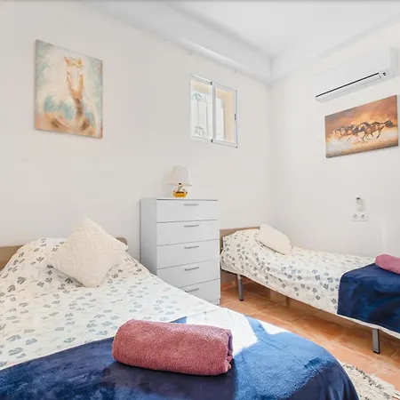2 Apts In Sun And Happiness Villa